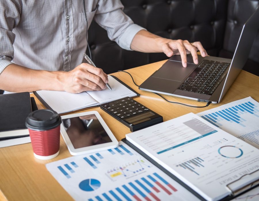 businessman-accountant-working-audit-and-calculating-expense-financial-annual-financial-report.jpg businessman-accountant-working-audit-and-calculating-expense-financial-annual-financial-report.jpg